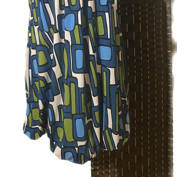 Cute multi colored dress - Picture 2 of 2